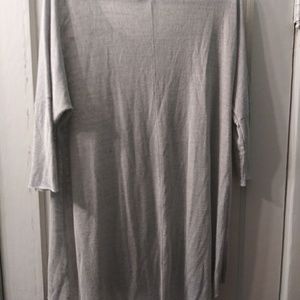 Gray Angie brand top